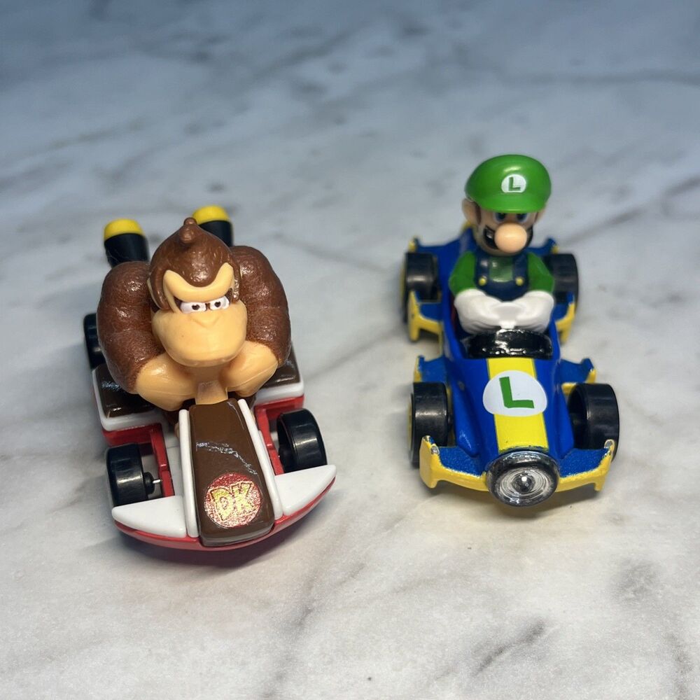 Hot Wheels Mario Kart Nintendo Donkey Kong DK& Luigi Die Cast Cars 2018 Mattel